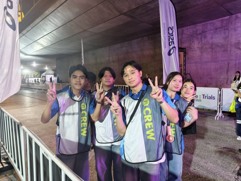 มหาวิทยาลัยสวนดุสิต ร่วมนำนักศึกษา ๑๐๙ คน ปฏิบัติงานอาสาในงานวิ่งนานาชาติ