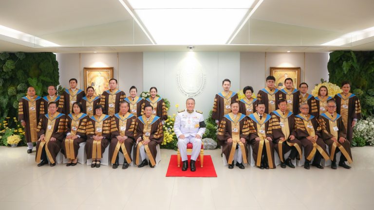 พิธีพระราชทานปริญญาบัตรแก่บัณฑิตมหาวิทยาลัยสวนดุสิต ประจำปี ๒๕๖๘ (ปีการศึกษา ๒๕๖๖)