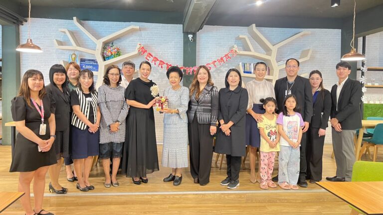 กองพัฒนานักศึกษา ขอบคุณผู้สนับสนุน พร้อมส่งความสุขเนื่องในโอกาสสวัสดีปีใหม่ ๒๕๖๙